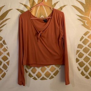 Long sleeve crop top